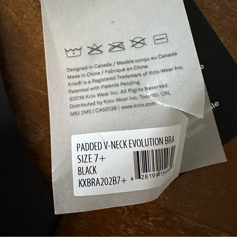 Knix Evolution Black Full-Coverage Wireless Bra S… - image 2